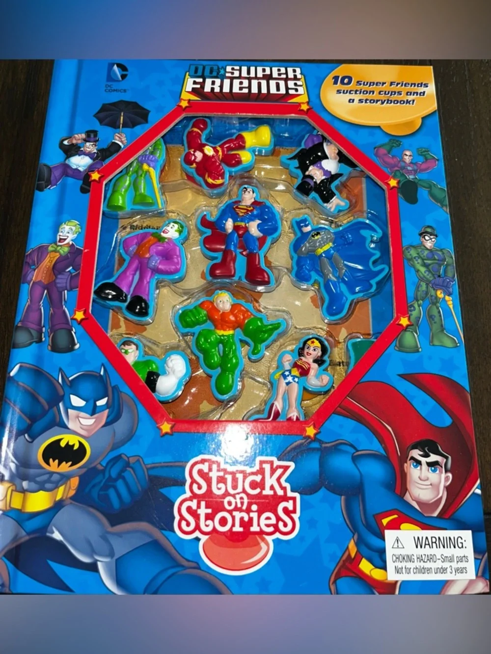 DC • Super Friends Stuck On Stories W/Suction Cup Characters a Story Book: NEW!